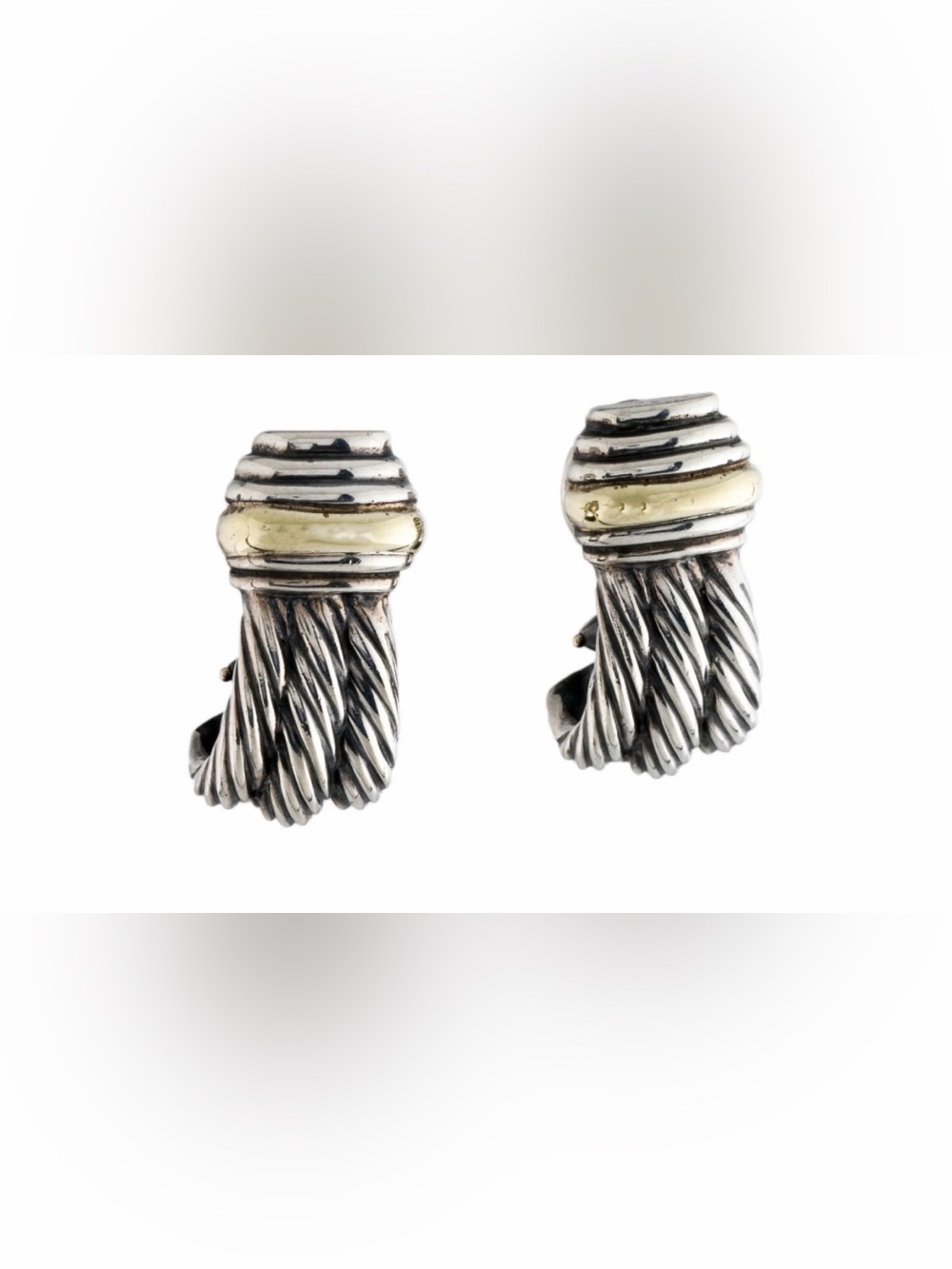 David Yurman
Vintage Triple Cable Ear Clip Earrings